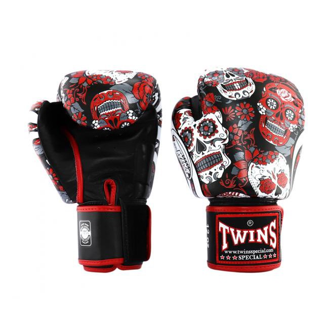 ภาพหน้าปกสินค้านวมชกมวย ทวินส์ สเปเชี่ยล Twins Special Fancy Boxing Gloves FBGVL3-53 Skull Red-Black Training Gloves Sparring gloves จากร้าน mr.nkp บน Shopee