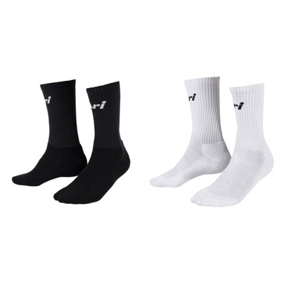 ภาพหน้าปกสินค้าถุงเท้าบอล ถุงเท้าครึ่งแข้ง Ari crew Socks ของแท้