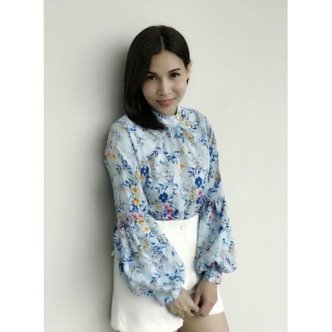 เสื้อผู้หญิงคอปีนกระดุมหน้าแขนพองบอลลูนใช้ผ้าเนื้อดี-งานผ้าเนื้อดี