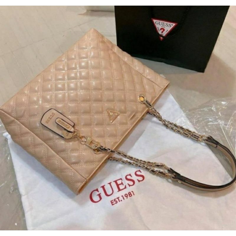 sale-guess-shopping-factory-outlet-พร้อมส่งที่ไทย