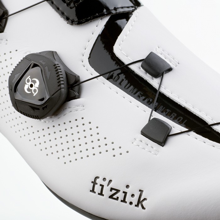 รองเท้าจักรยาน-fizik-r3-aria