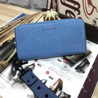 CHARLES &amp; KEITH Cut Out Detail Wristlet Strap Wallet สีฟ้า ยีนส์