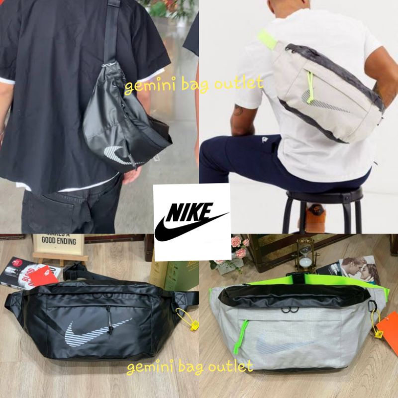 ems. Nike Tech hip pack Winterize