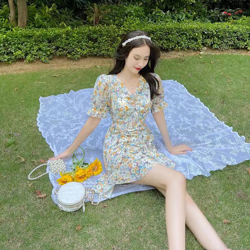 ภาพสินค้าSwan shop ชุดเดรสกระโปรงสั้นเหนือเข่า ลายดอกไม้ คอวี แขนตุ๊กตา ผ้าชีฟองใส่สบาย รุ่นใหม่ จากร้าน chenxiaoqun บน Shopee ภาพที่ 4