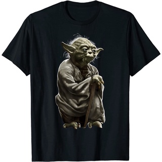 100%cotton เสื้อยืดผู้ชาย Star Wars Yoda Crouching Portrait Graphic T-Shirt T-Shirt men เสื้อ ยืด ผู้ชาย คอกลม โอเวอร์ ไ