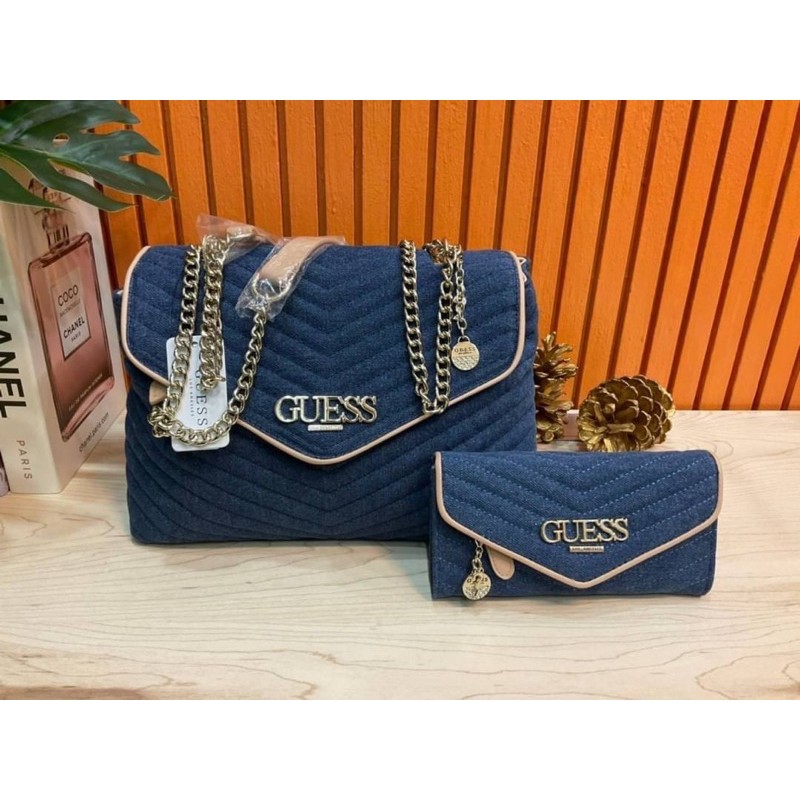 แท้-จาก-outlet-guess-women-s-crossbody-bag-set-สุดคุ้ม-เซตสวยหรูดูแพง-สวยจริงจริง-ช้าหมด-ราคานี้หาที่ไหนได้