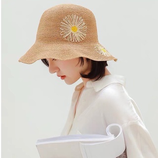 สินค้า หมวกถัก [รุ่นS012] หมวกเกาหลีผู้หญิง ปักดอกเดซี่ หมวกกันแดด หมวกเที่ยวทะเล พับได้พกพาสะดวก [สินค้ามีพร้อมส่งจากไทย!]