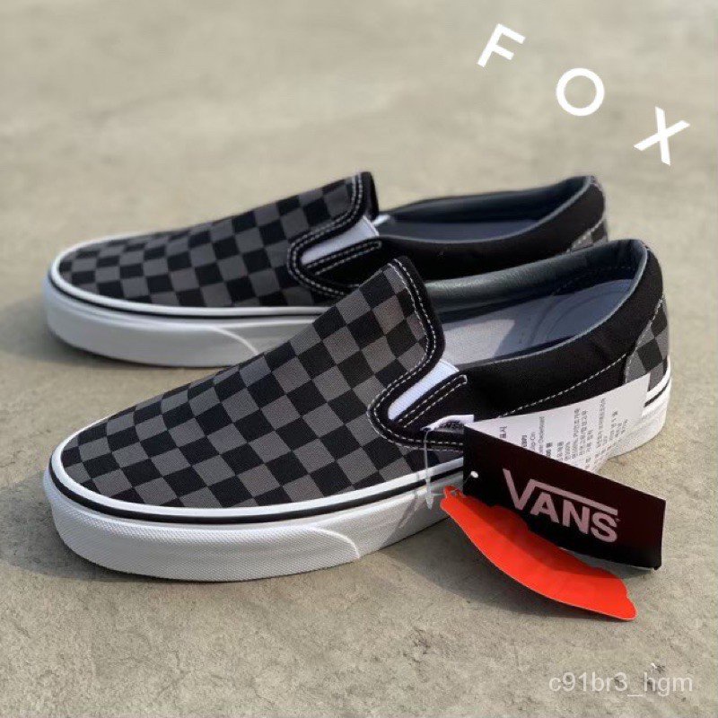 vans-slip-on-sneakers-grey-black