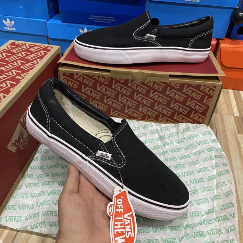 ภาพหน้าปกสินค้ารองเท้า Vans Classis Slip On ใส่ได้ทั้งผผู้ชายทั้งหญิง