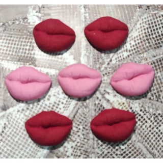 น้ำตาลแต่งหน้าเค้ก 💋รูปปาก 💋(5ชิ้น)