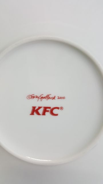 จานเซรามิกเนื้อดีจาก-kfc