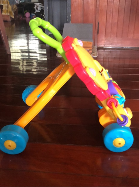 รถผลักไถ-เพื่อหัดเดิน-fisher-price-musical-walker-lion-ลายสิงโตน้อย