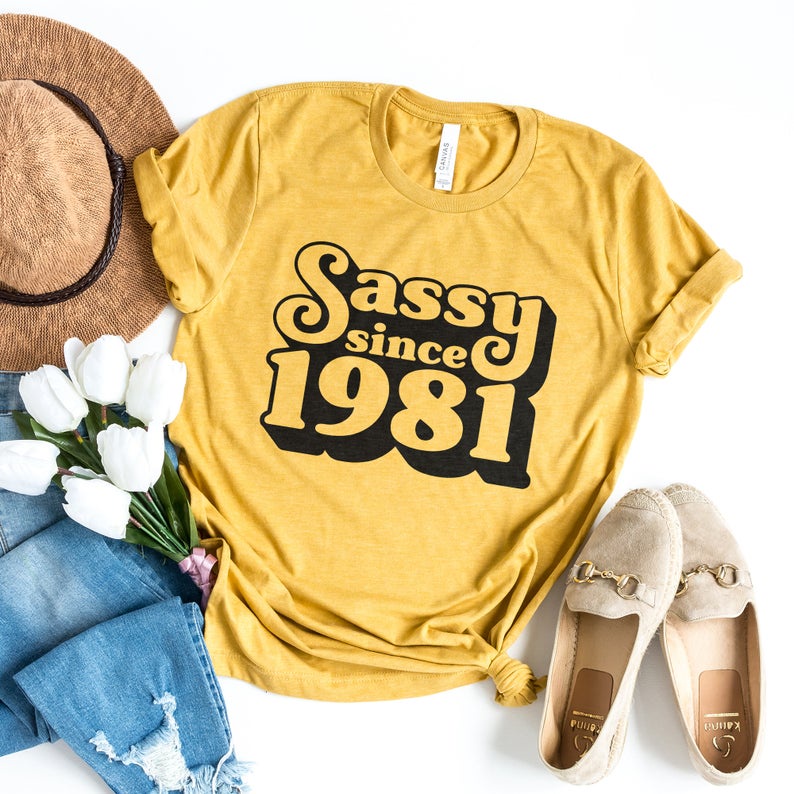 เสื้อวันเกิดครบรอบ-40-ปี-sassy-ตั้งแต่ปี-1981-เสื้อยืดวันเกิดครบรอบสี่สิบปี-อายุครบ-40-ปี-dyb