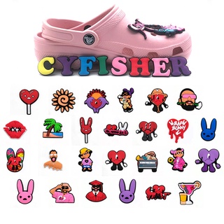 สินค้า จี้รูปกราฟฟิตี้กระต่าย ดอกไม้ สําหรับตกแต่งรองเท้า Crocs Clogs DIY