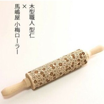 ไม้กลิ้งทำลายplum-blossom-majimaya-majimaya-plum-blossomwooden-japanese-cookie-roller-japanese-design