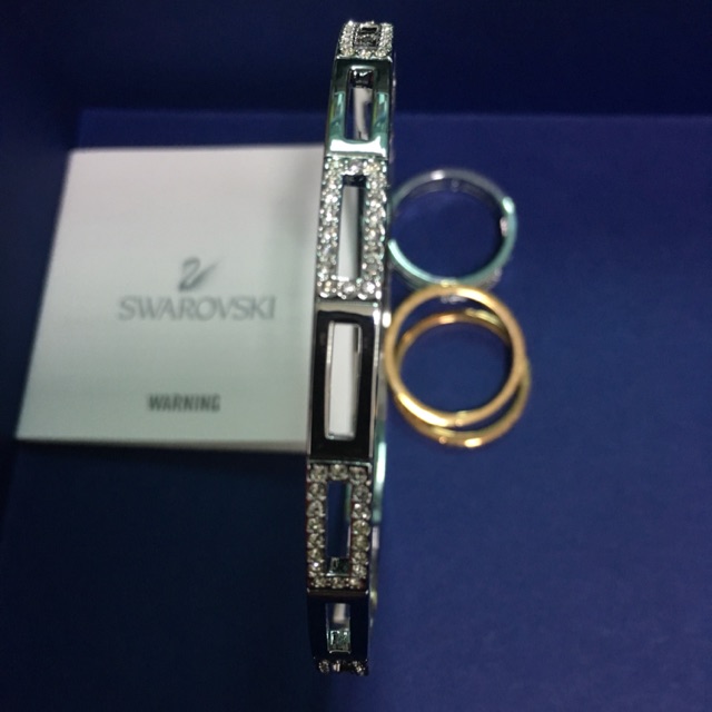 set-กำไลพร้อมแหวน-swarovski-แท้-ของใหม่-ไม่มีกล่อง-ราคาพิเศษ-เหลือแต่กำไลแล้วค่ะ