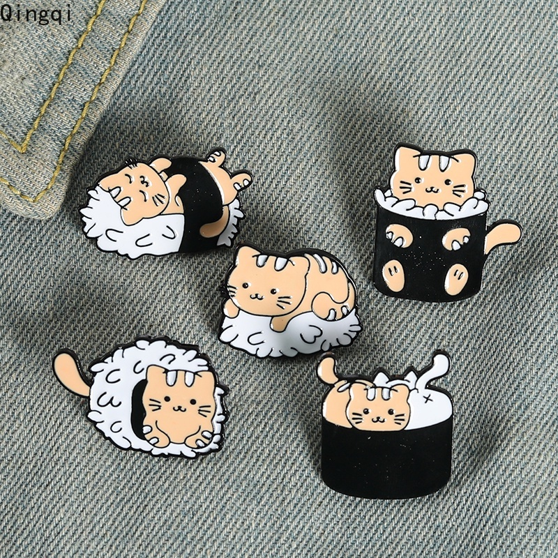 ภาพหน้าปกสินค้าCat Sushi Rice Ball Enamel Pins Cute Animals Japanese Foods Brooch Lapel Badge Cartoon Jewelry Gift for Kid Friend