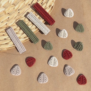 Christmas collection | Knit studs + Knit hair clips