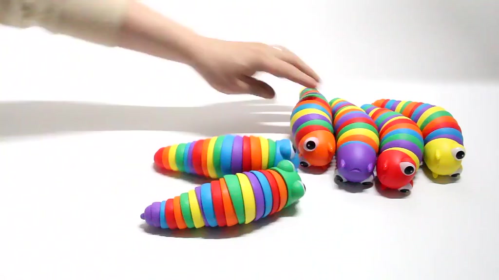 ของเล่นหนอน-สีรุ้ง-แบบบิดได้-ตุ๊กตาหนอนของเล่น