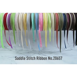 ภาพหน้าปกสินค้าMOMOTARA No. 20657 ริบบิ้น ริบบิ้น Ribbon  ลายไข่ปลา Saddle Stitch Ribbon ขนาด 0.9 CM ยาว 36 หลา ชุดที่ 2 ที่เกี่ยวข้อง
