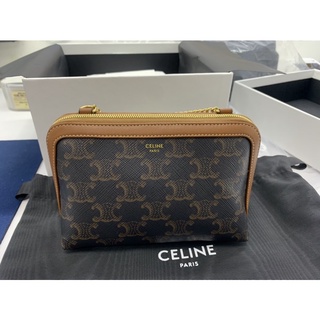 ของใหม่ Celine clutch with chain