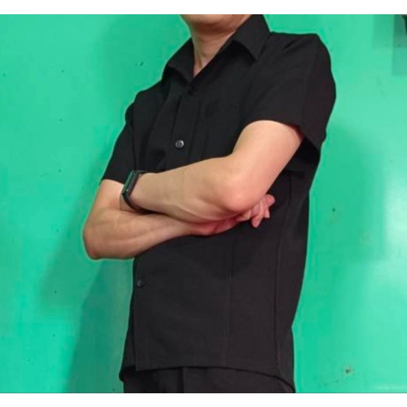 ภาพหน้าปกสินค้าเสื้อซาฟารีกระเป๋าเจาะ สีดำ สีกรม เสื้อซาฟารี จากร้าน kaegutchan บน Shopee