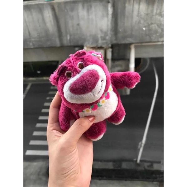 กระเป๋าสะพายข้างลายพี่lotso-ไซด์กลาง-พร้อมตุ๊กตาพี่-lotso