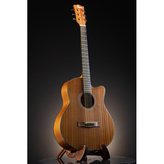 กีตาร์โปร่ง-gusta-om1c-acoustic-guitar