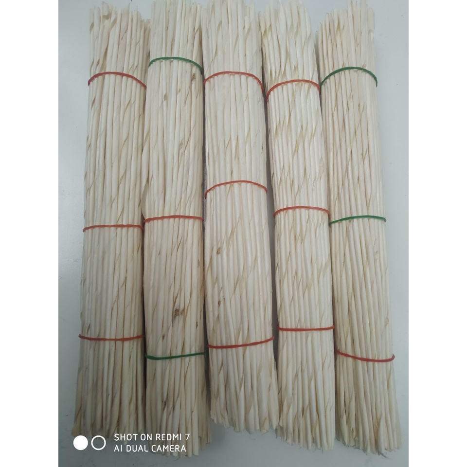 หนวดจันทน์-ราคาถูก-มัดละ-45-บาท-มี-500-เส้น-สำหรับทำดอกไม้จันทน์