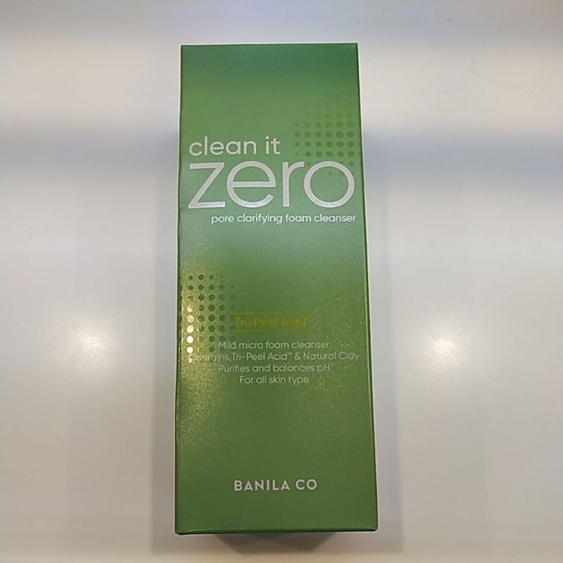 banilaco-clean-it-zeropore-clarifying-foam-cleanser