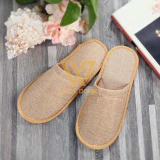 ภาพขนาดย่อของภาพหน้าปกสินค้าพร้อมส่ง รองเท้าใส่ในบ้าน slipper เกรดโรงแรม 5 ดาว ️ คุณภาพดี แบบเปิดเท้า/หุ้มเท้า wd99 จากร้าน welldoneshopping317 บน Shopee