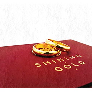 ภาพขนาดย่อของภาพหน้าปกสินค้าSHINING GOLD ทองคำแท้ 96.5% แหวนปอกมีดเงา น้ำหนัก 1 สลึง จากร้าน shininggoldjewelry บน Shopee