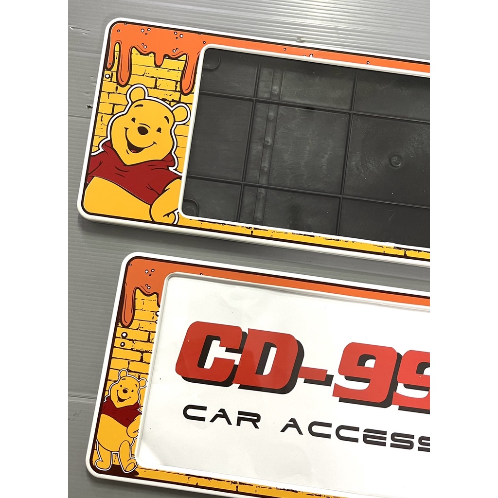 cd9-กรอบป้ายทะเบียนรถยนต์กันน้ำ-ลาย-pooh-หมีพูห์น้ำผึ้ง-ฟรี-1ชิ้น-ฟองน้ำกลมเหลือง