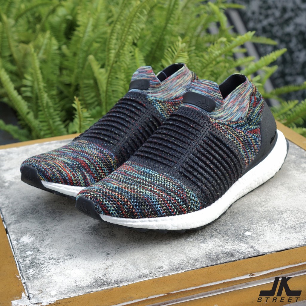 SOLD OUT adidas UltraBOOST Laceless B37687 Multicolor