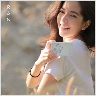 สินค้า RAN powder แป้งรัน แป้งน้องฉัตร ผสมรองพื้นควบคุมความมัน  (1 กล่อง)