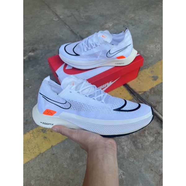 รองเท้าผ้าใบวิ่ง-nike-zoomx-streakfly-มีของผู้หญิงและผู้ชาย37-45-สินค้าเหมือนในภาพ-free-box