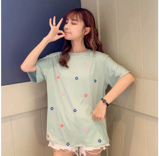 พร้อมส่ง-เสื้อยืดoversize-ลายดอกไม้เล็ก-no-28