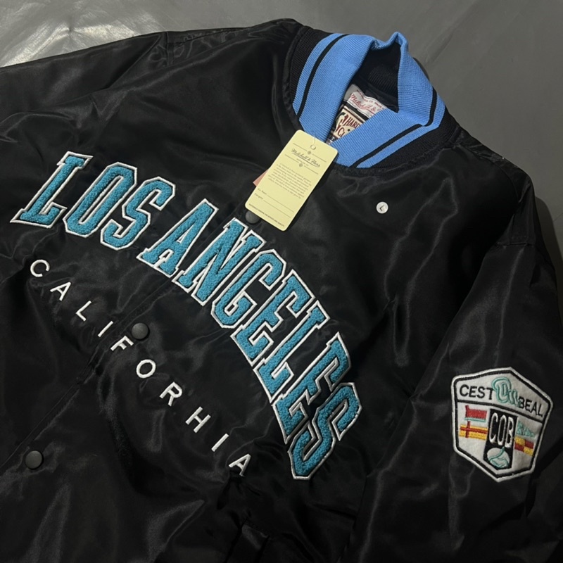 varsity-los-angeles-california-เสื้อแจ็กเก็ต-แบบเต็มตัว