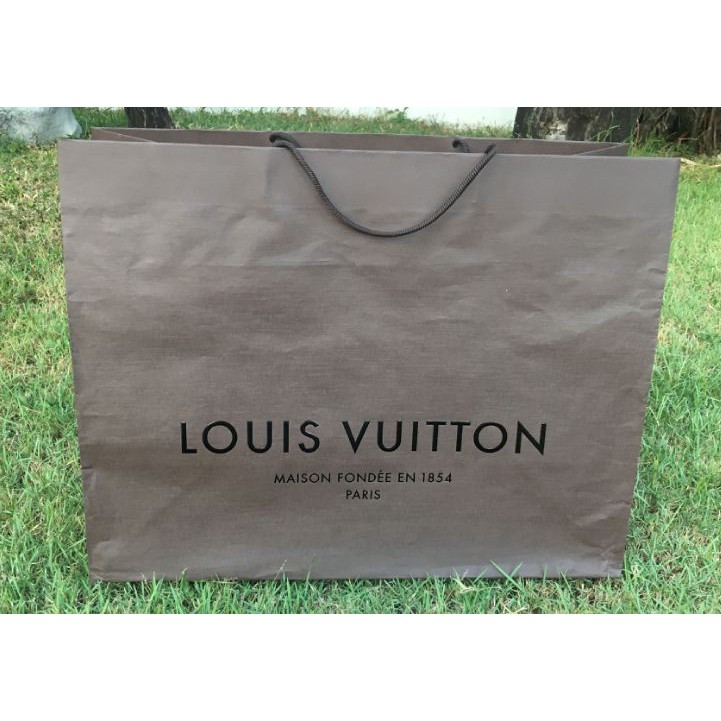 แท้-พร้อมส่ง-ถุงกระดาษแบรนด์เนม-lv-louis-vuitton