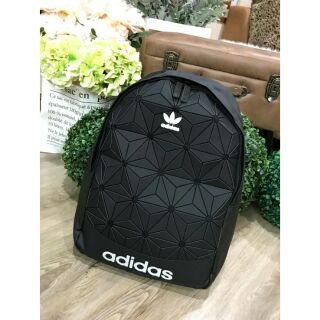 🐩Adidas Originals 3D Backpack🐩 กระเป๋าเป้ สีดำ