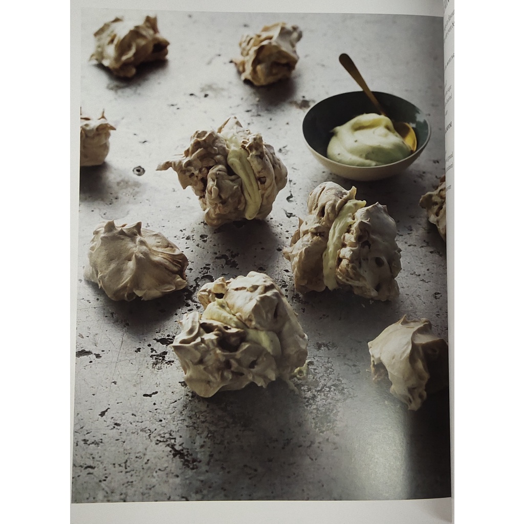 หนังสือ-ขนมหวาน-เบเกอรี่-ภาษาอังกฤษ-suqar-desserts-amp-sweets-from-the-middle-east-255page