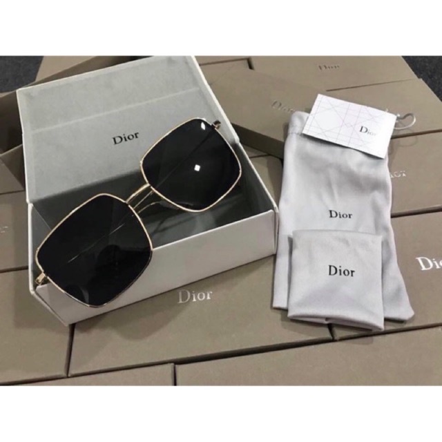 new-แว่นตาdior-แว่นตากันแดด-อุปกรณ์ครบกล่องราคานี้ได้ยกเซท