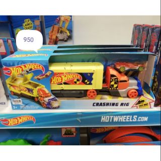 รถบรรทุก​ Hotwheels crashing rig รุ่นใหม่