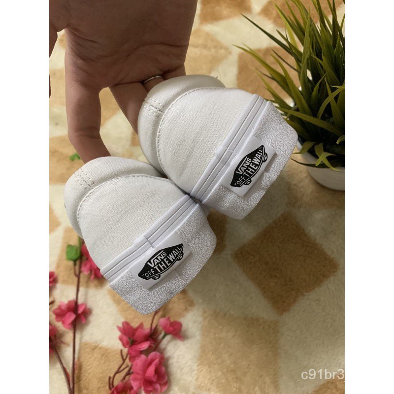 ถูกตาแตก-vans-slip-on-white-ของแท้-อ่านก่อนสั่งซื้อ