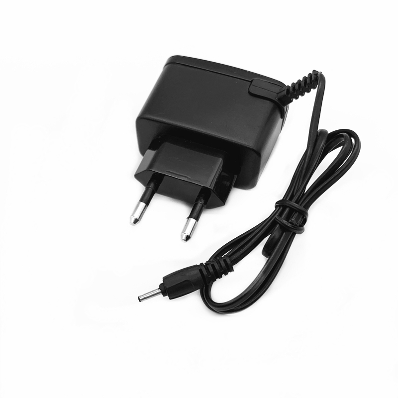 Chargeur Secteur + Câble USB Pour Nokia E75, E90, N8, N70, N71, N72, N73 - Neuf Générique - Avec Témoin LED