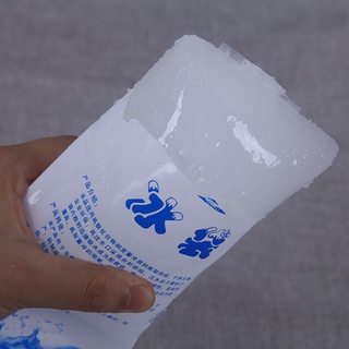 ภาพขนาดย่อของภาพหน้าปกสินค้าไอซ์แพค ถุงเก็บความเย็น ice pack ถุงเจลความเย็น 200ml.400mlพร้อมส่ง จากร้าน toontt บน Shopee