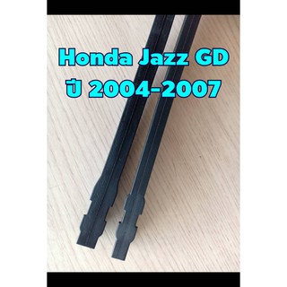 ภาพหน้าปกสินค้ายางปัดน้ำฝนตรงรุ่น Honda Jazz GD ปี 2004-2007 ขนาดยาว 14\" x 6mm และ 24\" x 8mm  (จำนวน 1 คู่) ที่เกี่ยวข้อง