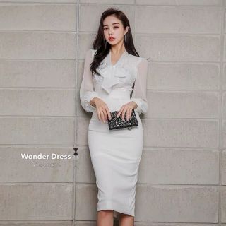 NEW ARRIVAL 
KORAE DESIGN BY WONDER DRESS
สินค้าพร้อมส่งคะ
         เดรสผ้าเคปสีขาวแต่งดีเทลผ้าชีฟองสีขาวช่วงแ.