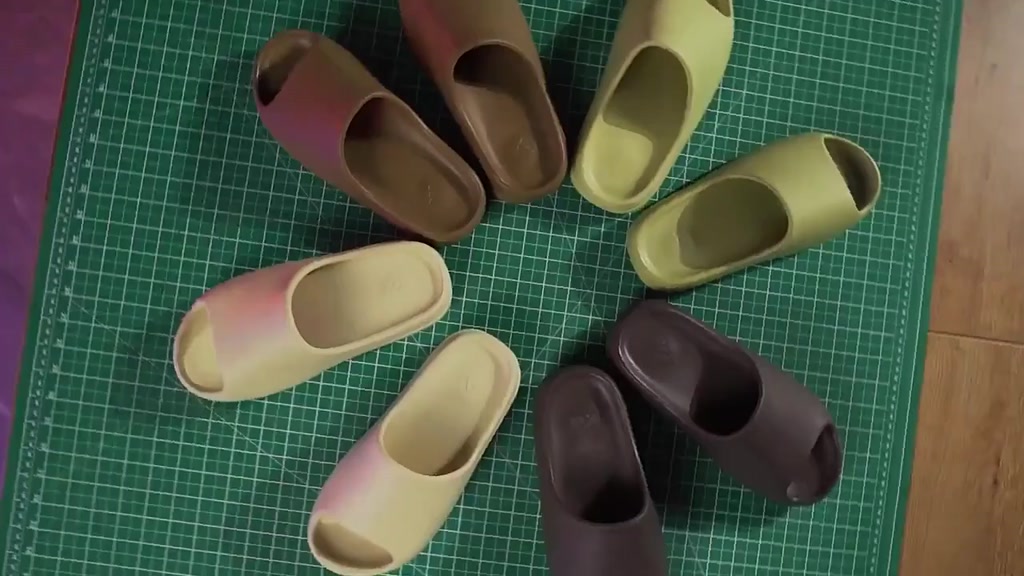 cod-yeezy-slide-รองเท้าแบบสวมสำหรับผู้ชายและผู้หญิง-รองเท้าแตะแฟชั่นสำหรับใส่นอกบ้านรองเท้าชายหาดรองเท้าแตะสำหรับผู้ชาย