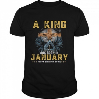 [S-5XL] เสื้อยืด พิมพ์ลายกราฟิก A king Is born in January happy birthday to me สําหรับผู้ชาย